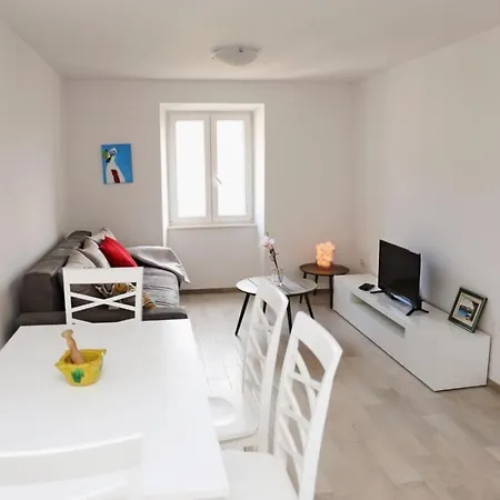 New Luxury Sandra- Old Town Appartamento *